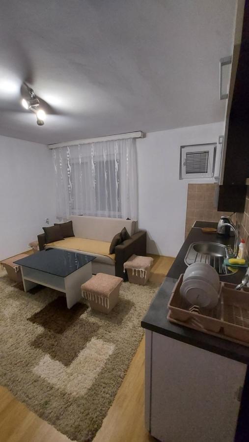 Mini Hill Apartment Sarajevo Luaran gambar
