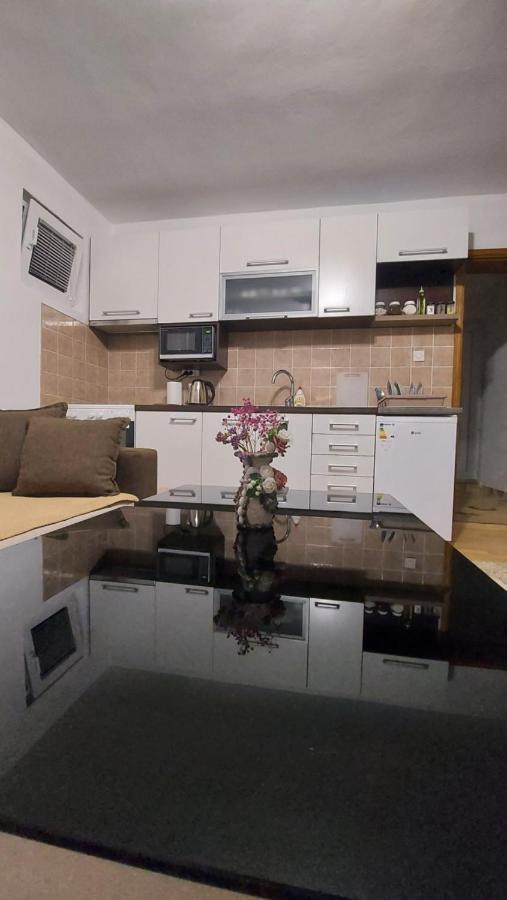 Mini Hill Apartment Sarajevo Luaran gambar