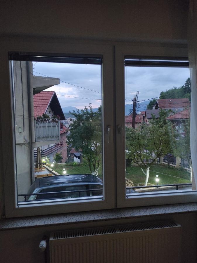Mini Hill Apartment Sarajevo Luaran gambar